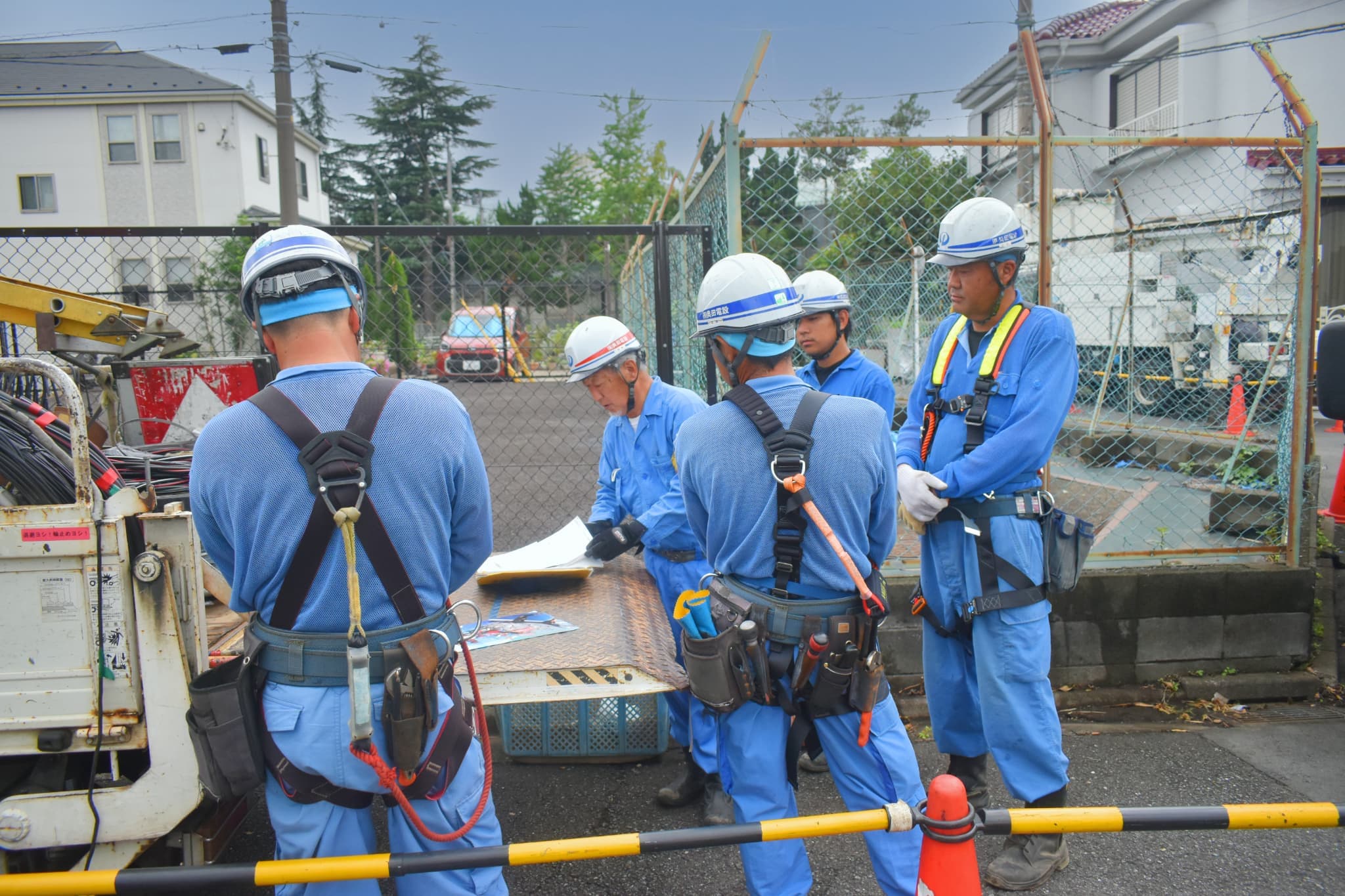 現場到着・勤務開始